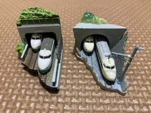 新幹線　0系　200系　２個セット　フィギュア