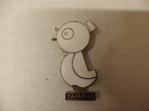 1030307a【メ便】YAMAHA ヤマハ 鳥 バッジ 音楽教室/昭和レトロ/3.3×1.7cm/ゆうパケット発送可能商品/経年品