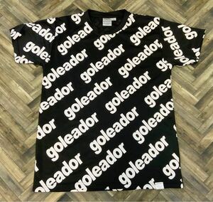 美品　goleador　ゴレアドール　総柄　全面ロゴ　半袖　Tシャツ　プラクティスシャツ　ドライ素材　メンズ　Mサイズ　サッカー　フットサル