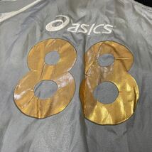 90s　asics　アシックス　ピステ　トレーニングウェア　グレー　メンズ　Mサイズ相当　シャカシャカ　ナイロン　撥水加工　着丈詰めあり_画像5