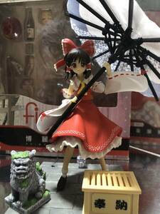 東方プロジェクト　博麗霊夢　figma 小物多数付き