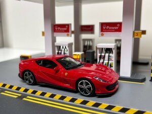 Burago 1/43 Ferrari 812 Superfast　レッド　フェラーリ　812スーパーファスト　ブラーゴ