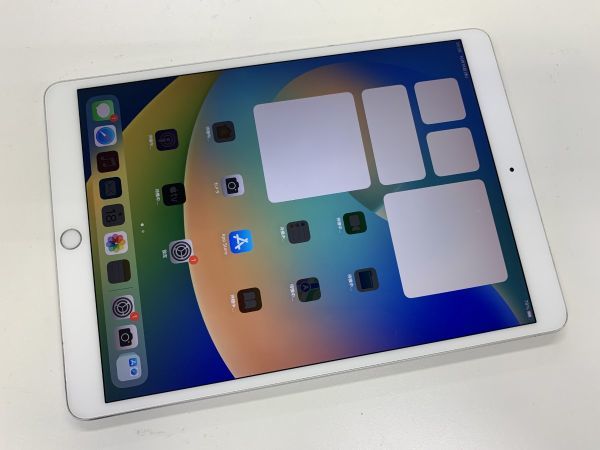 Apple iPad Pro 10.5インチ Wi-Fi+Cellular 256GB オークション比較