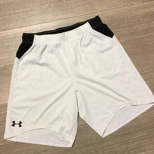 IK/27 UNDER ARMOUR アンダーアーマー ショートパンツ ハーフパンツ トレーニング サイズ表記MD クリックポスト発送可能