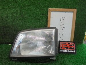 3EV9515 CL4)) マツダ ボンゴ SK82M 中期型 DX 低床 Sタイヤ 純正 ヘッドライト左　スタンレーP0220