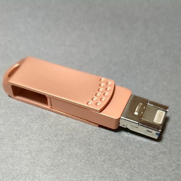 USBメモリ　 USB3.0　 Lightning.typeA.C 512G