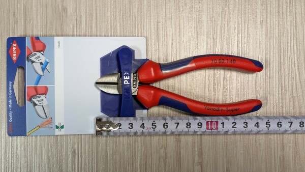 クニペックス【KNIPEX】140㎜　7002-140（SB） 斜ニッパー 新品未使用★在庫あり