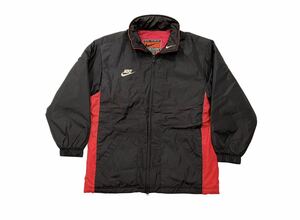 90s NIKE NYLON JACKET ナイキ 中綿 ナイロン ジャケット ビンテージ BRED ブルズ 黒 赤