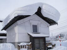 雪のお米倉庫（土蔵）