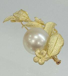 K18 south . pearl brooch store receipt possible 