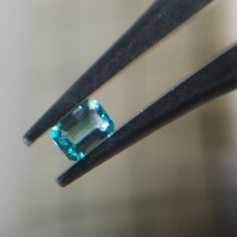 グランディディエライト　エメラルドカット約2.4×3.4mm 0.125ct_画像3