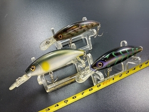 廃番 スミス マーシュ2 FとSP USED 3個セット LOT OF 3 DISCONTINUED SMITH MAGICAL REACTION SHAD MARSH 