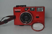 ◆◇訳あり　KONICA　 コニカ C35 EF3 レッド　35mm f2.8　レンズキャップ付き◇◆_画像1