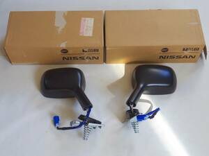  Nissan Crew original fender mirror ( left right set ) unused 