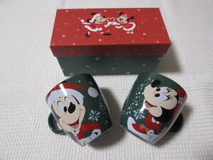 ディズニー　ミッキーマウス　ミニーマウス　クリスマス　マグカップ　陶器製　2個　未使用　ディズニーストア