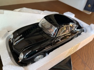 精密！シュコー 1/18 ポルシェ 356 A Carrera Coupe 黒