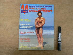 洋雑誌 Devoted to the Science of Bodybuilding 『MUSCLAR DEVELOPEMENT』1971年9月 レトロ ボディビル BM042