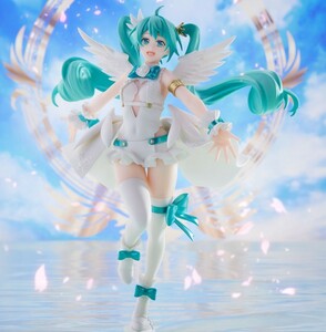 初音ミクシリーズスーパープレミアムフィギュア“初音ミク15thAnniversary”村上ゆいちVer.