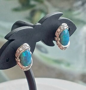  new goods PT 900 opal * diamond entering earrings 