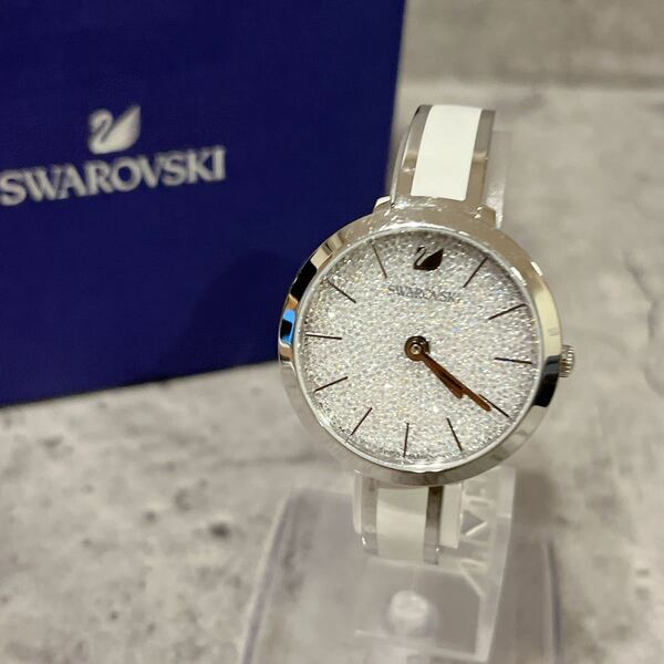 美品 SWAROVSKI Crystalline Delight 腕時計 バングル ウォッチ シルバー スワロフスキー