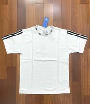 ★正規品・新品！adidas【アディダス】衿刺繍Tシャツ　スリーライン Mサイズ WH _画像1