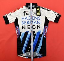 送料無料3★Ale社製★Axeon Hagens Berman 2017モデル ジャージ size:M_画像5