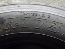 245/70R19.5 136/134J ブリヂストン R173 中古 9.9分山 2本セット サマータイヤ 2022年製_画像2