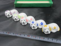 陶器　子犬の箸置き　５個組み　可愛い子犬５色　　箱入り長期保管品_画像3