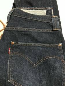 ■　Levis　RED　2022年モデル　 むき出しリベット サークルR赤タブ　濃紺　超～美品　　　　　　　　　　LR502 A2687-0000