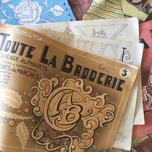 1951s France antique animal ... alphabet. embroidery design compilation a 37cm monogram fashion magazine handicrafts paper thing Vintage race 