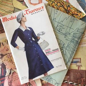 1956s フランスヴィンテージ Modes & Travaux 女性たちのための雑誌a 131ページ ファッション 型紙 刺繍 手芸 本 モード アンティーク 子供