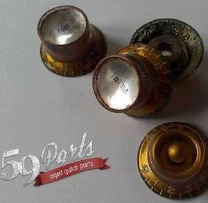 59PARTS/SET OF 4 HAND AGED MISMATCHED GOLD KNOBS, GARY MOORE/ビンテージパーツ/全国一律送料無料