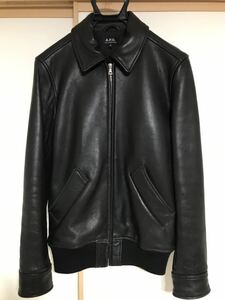 A.P.C アーペーセー モトブルゾン レザージャケット ライダースジャケット 羊革 アウター レザー ジャケット ライダース ブルゾン moto