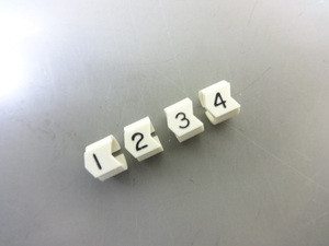 Z1,Z2,KZ系 プラグコードナンバープレートセット　81-4370　(1)”