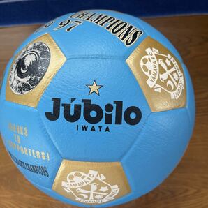 ジュビロ磐田 1997年Jリーグチャンピオン記念ボールの画像2