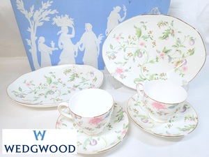 10285[A]綺麗♪箱付き!!【WEDGWOOD◆ウェッジウッド】スイートプラム/カップ＆ソーサー 2客/オーバルディッシュ 2枚/金彩/食器セット