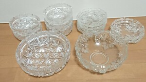 まとめて13枚セット アンティーク ガラス皿 仕切り カットガラス 切子 ガラス細工 デザインガラス 洋食器 デザート皿 レトロガラス 花柄