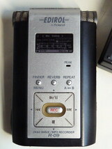 ローランド 24bit WAVE/MP3 Recorderb981◆ EDIROL R-09 充電器、充電池つき_画像2