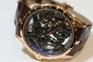 *ROGER DUBUIS Roger Dubuis [DBEX0422/ regular price Y11,715,000]ek fish net bar 42 automatic skeleton K18RG