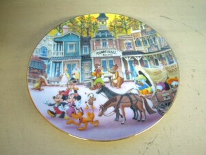 ●東京ディズニーランド　飾り皿　小皿　※現状品■６０