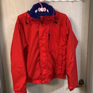 オールド　PATAGONIA パタゴニア レッド　マウンテンパーカー ブルゾン　上着　XS表記 日本サイズMくらい made in USA 美品