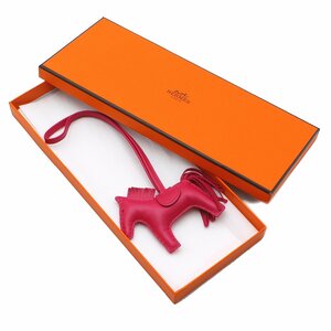 ★B2654 未使用 エルメス ロデオPM バッグチャーム Y刻印 ローズメキシコ HERMES レディース★