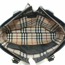 ★B2860 超美品!! バーバリー レザー トートバッグ ブラック チャック柄 BURBERRY メンズ レディース★_画像8