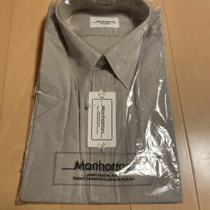 送料無料　新品 Manhattan Salant 半袖ワイシャツ 43 ドレスシャツ 形態安定 グレー　日本製　送料込み