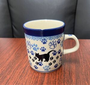 小さなマグカップ　ミニマグカップ　ネコ　猫　ポーランド陶器　ポーランド食器　ポーリッシュポタリー　ツェラミカ　セラミカ