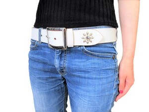 Точиги Кожаный конец Swarovski Studs Belt White Japan Ladies Belt Островая кожаная кожа