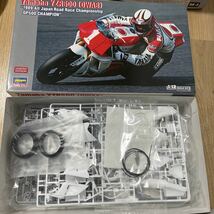 ハセガワ1/24 ヤマハ YZR500 0W98 + YZR500 0WA8 + ラッキーストライク別売りデカール_画像3