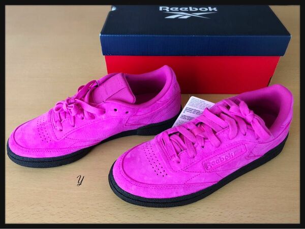 Reebok スニーカー