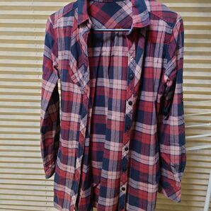 長袖チェックシャツ