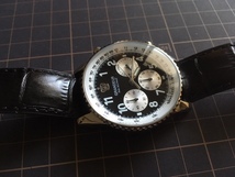 美品 良デザイン GRANDEUR グランドール OSC028 クロノグラフ デイト ホワイト×ブラック文字盤 純正ベルト クオーツ メンズ 腕時計_画像3